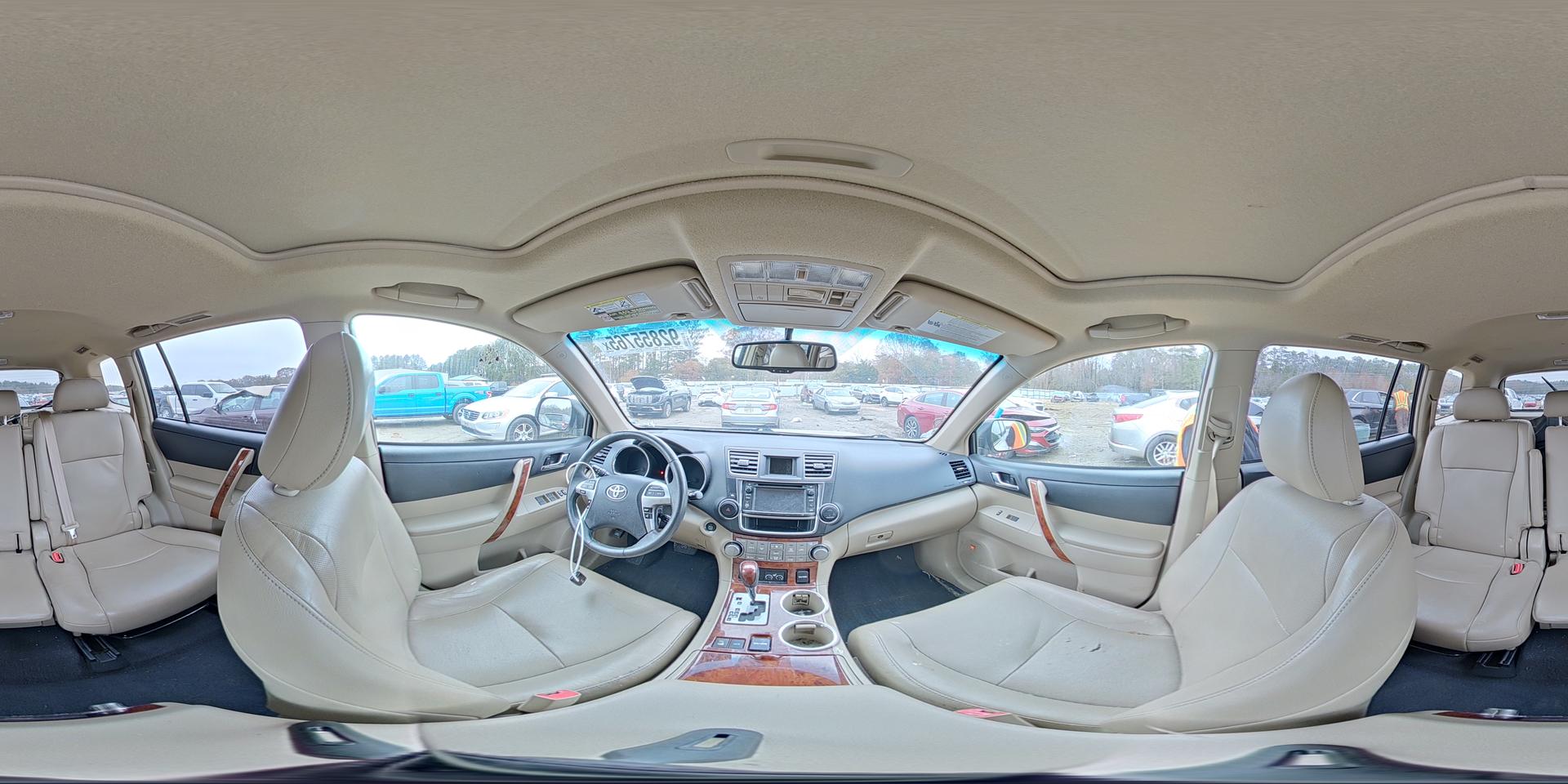 2013 TOYOTA HIGHLANDER