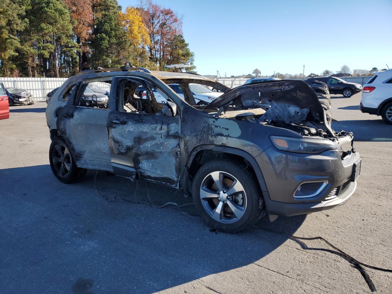 2019 JEEP CHEROKEE