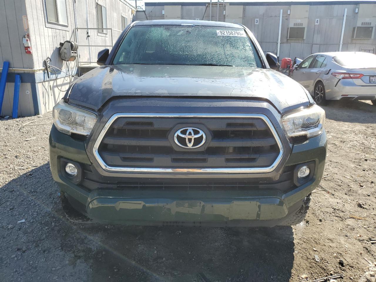2016 TOYOTA TACOMA