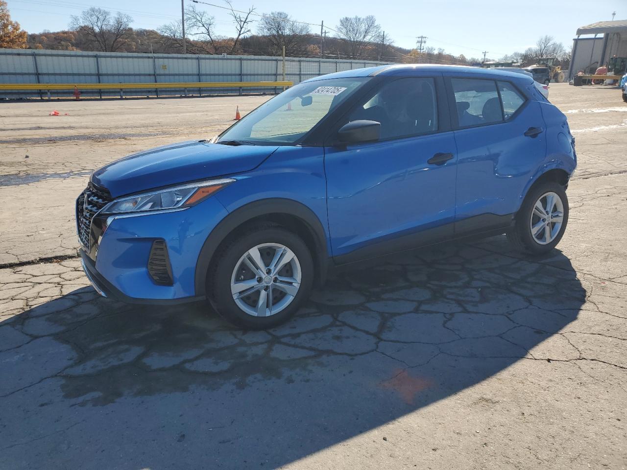 2024 NISSAN KICKS