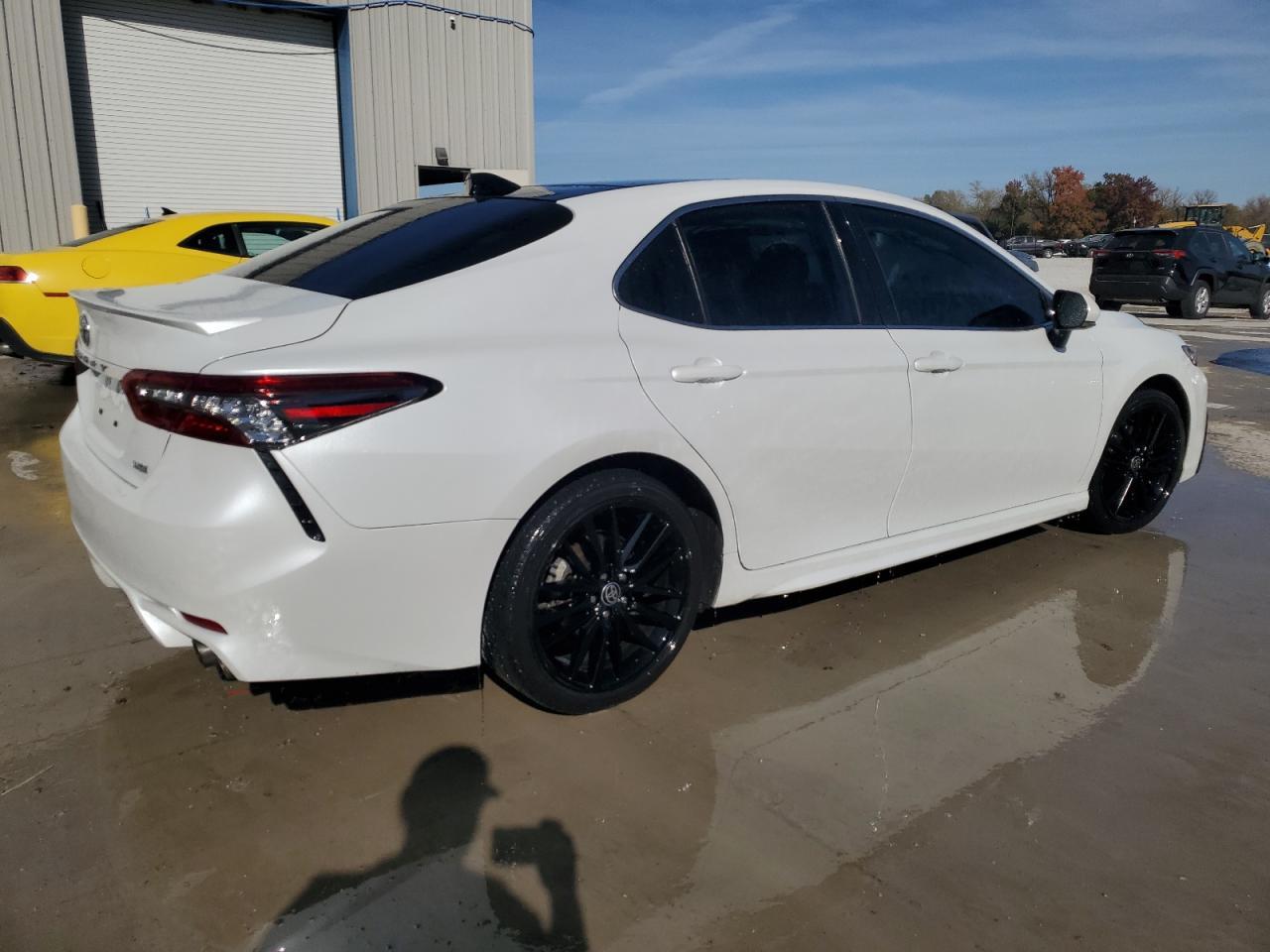2023 TOYOTA CAMRY