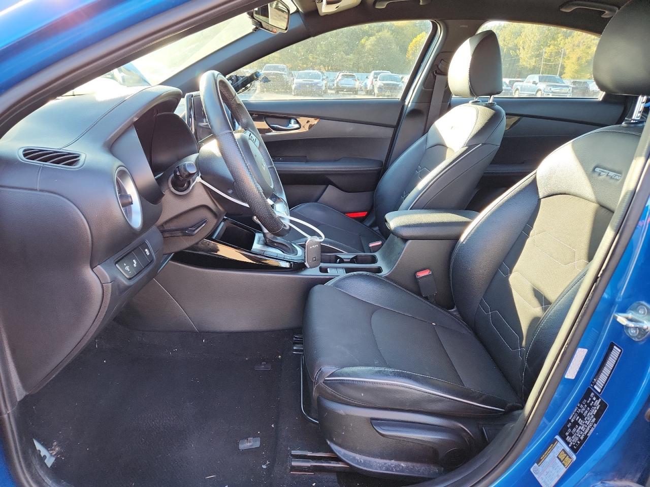 2023 KIA FORTE