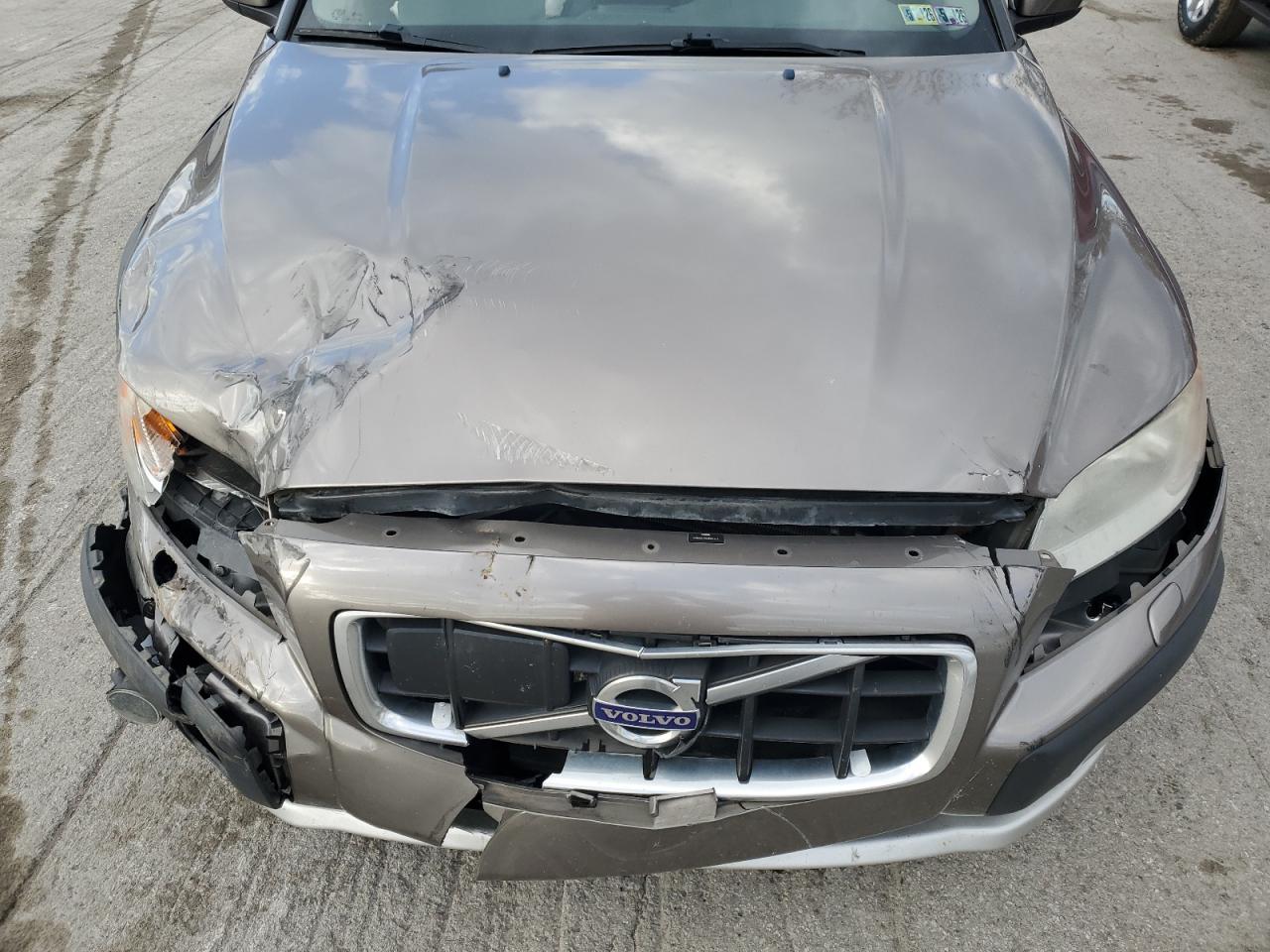 2010 VOLVO XC70