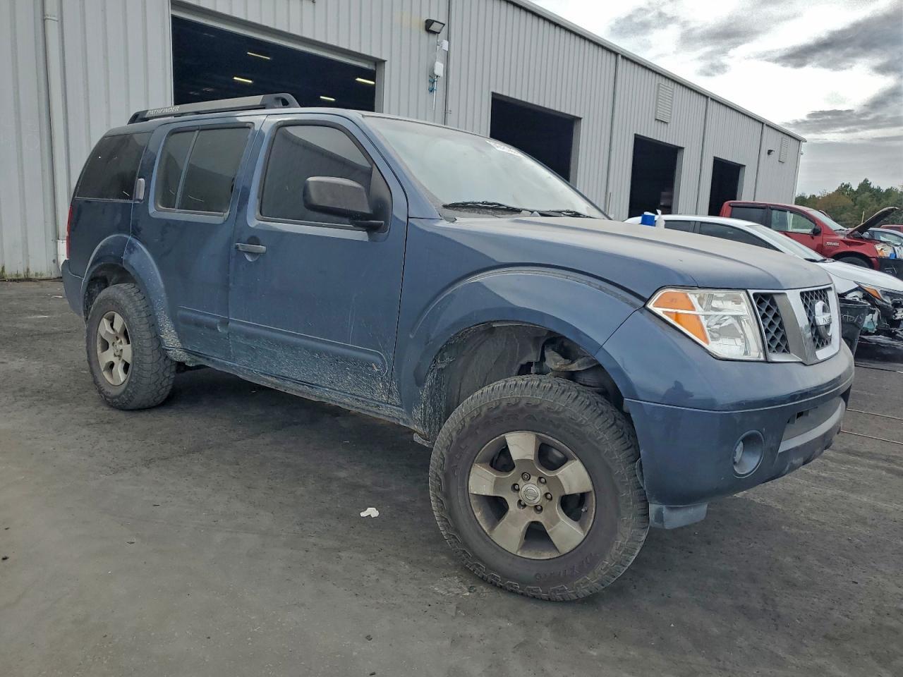 2005 NISSAN PATHFINDER