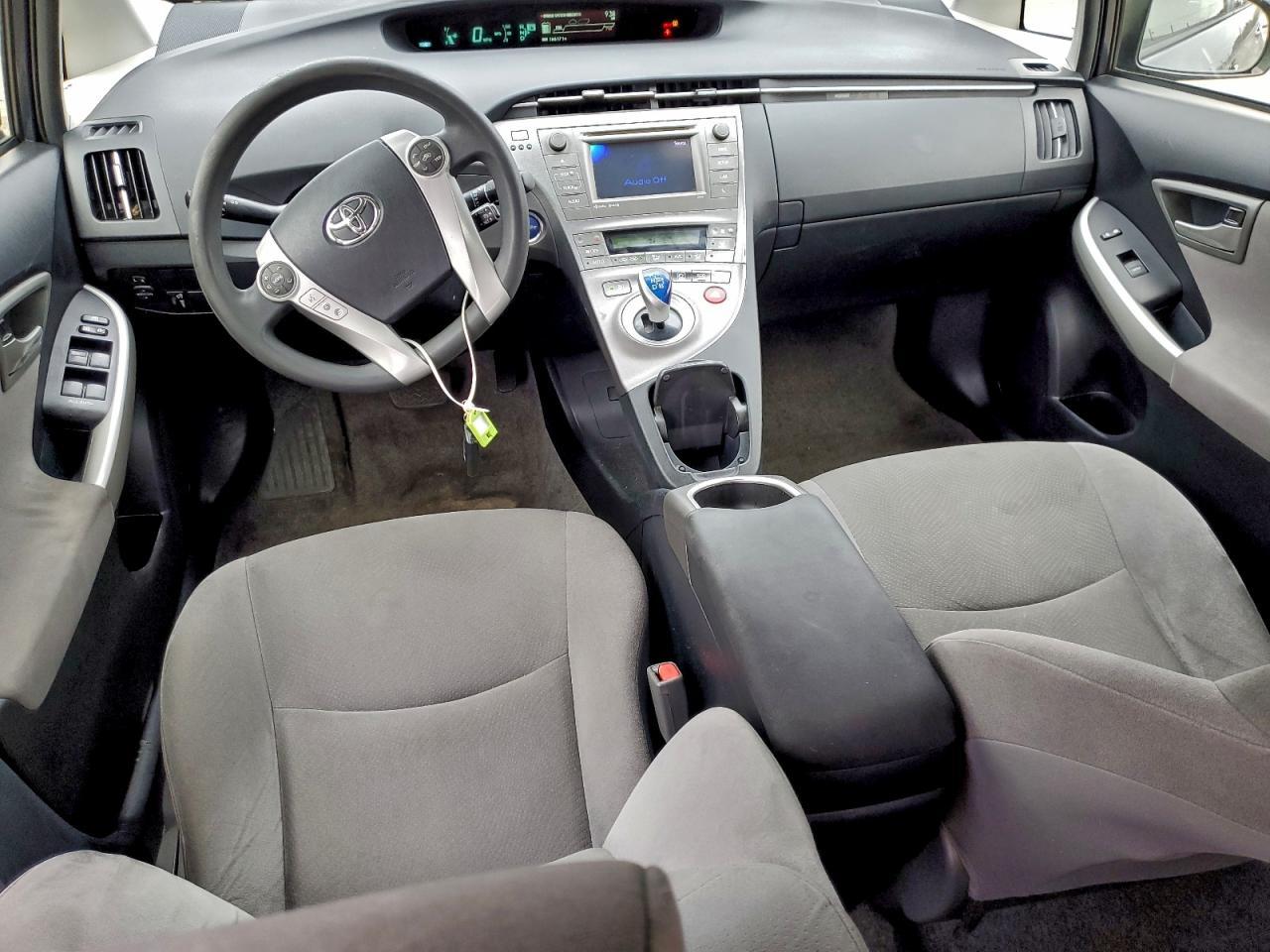 2014 TOYOTA PRIUS