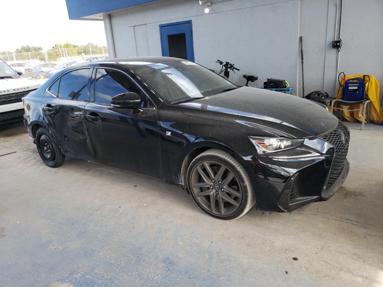 2018 LEXUS IS 300