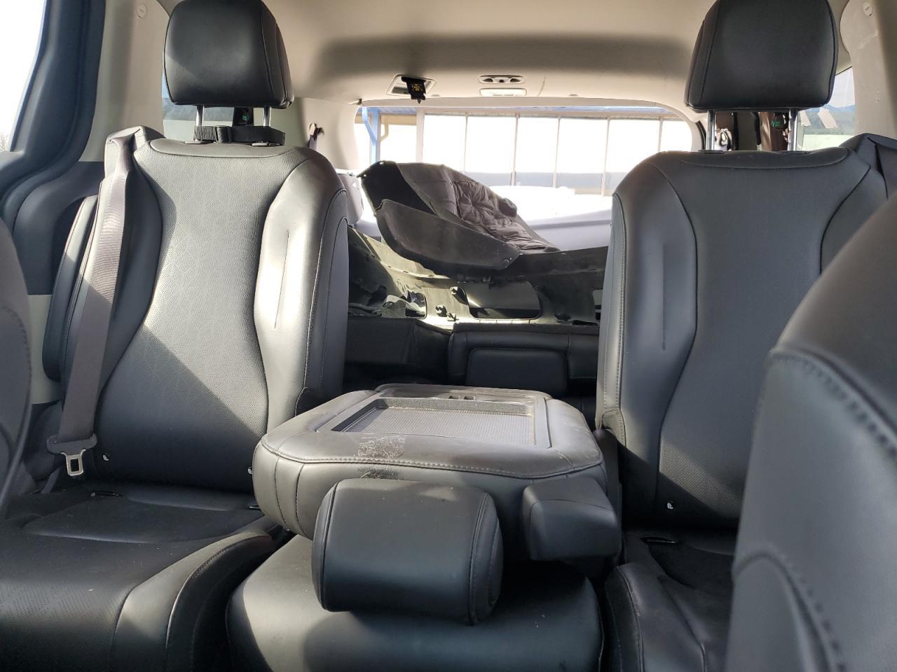2022 KIA Carnival