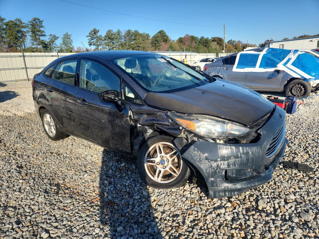 2017 FORD Fiesta