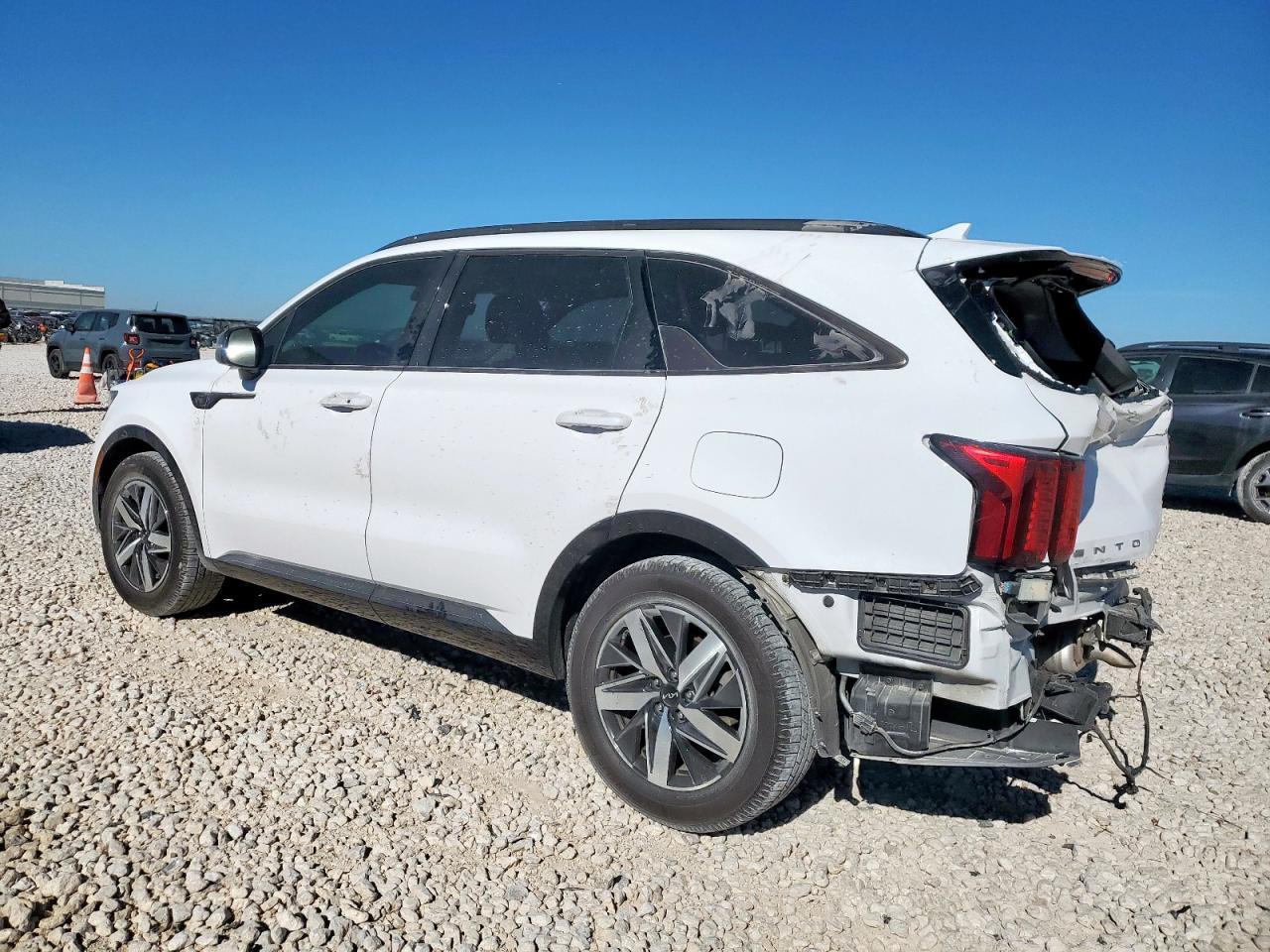 2022 KIA SORENTO