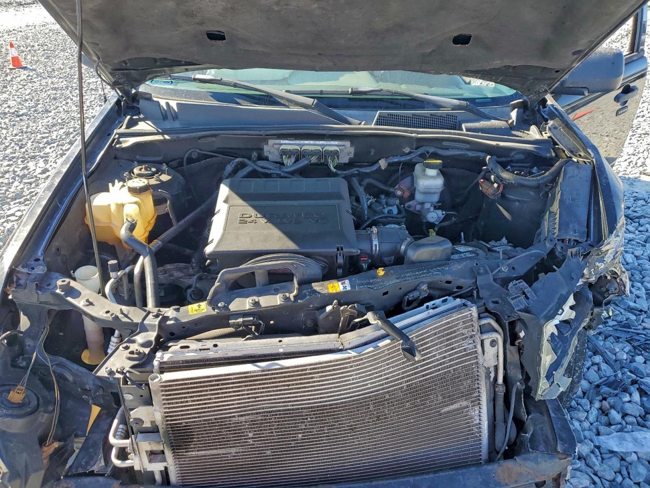 2010 FORD ESCAPE
