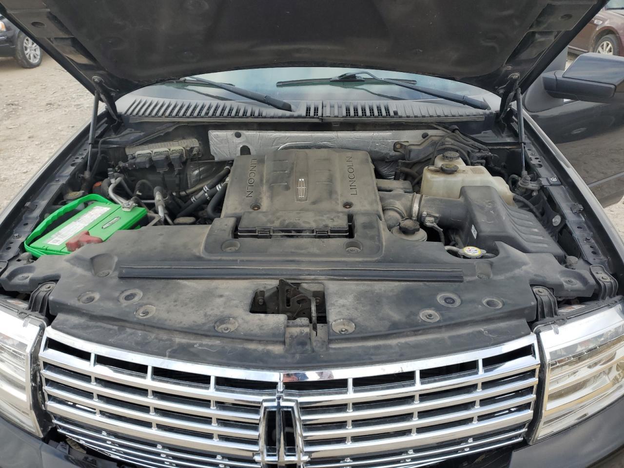 2014 LINCOLN Navigator