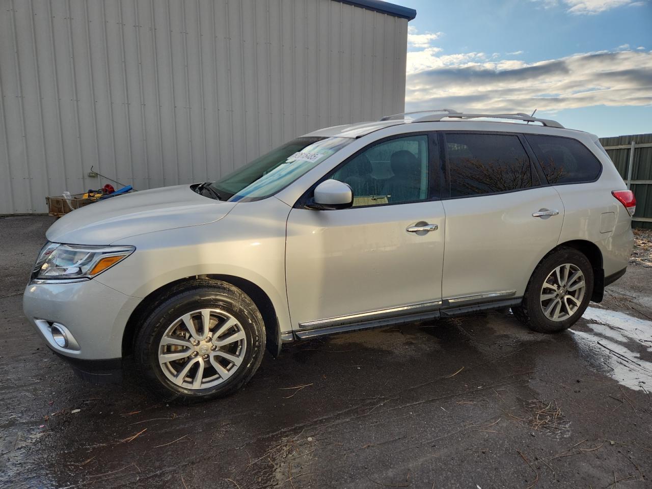 2016 NISSAN PATHFINDER