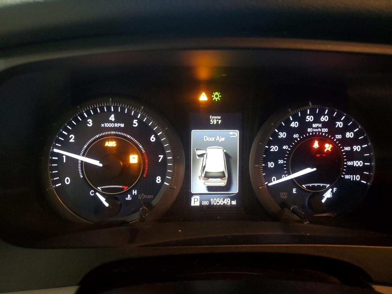 2015 TOYOTA SIENNA