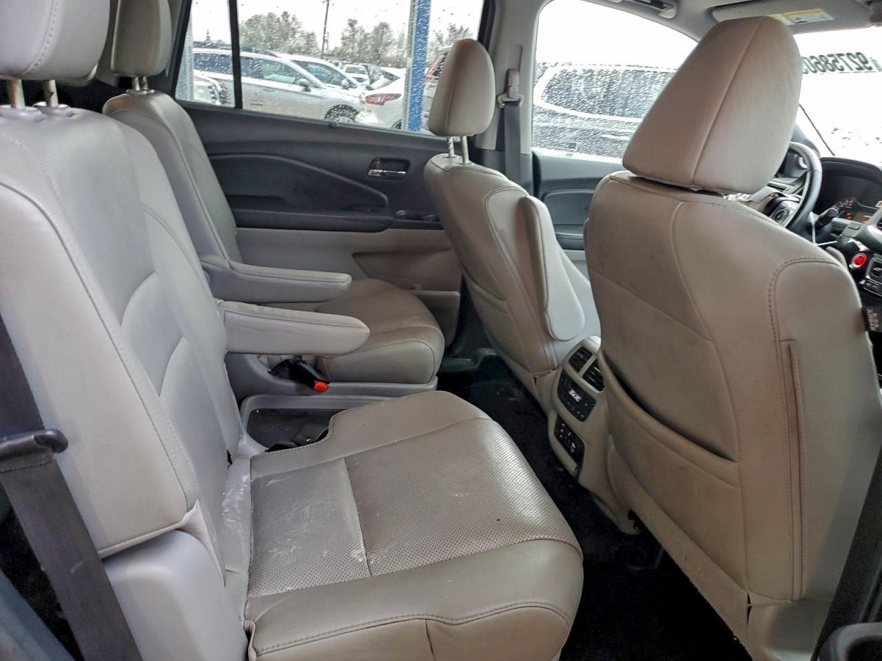 2017 HONDA PILOT