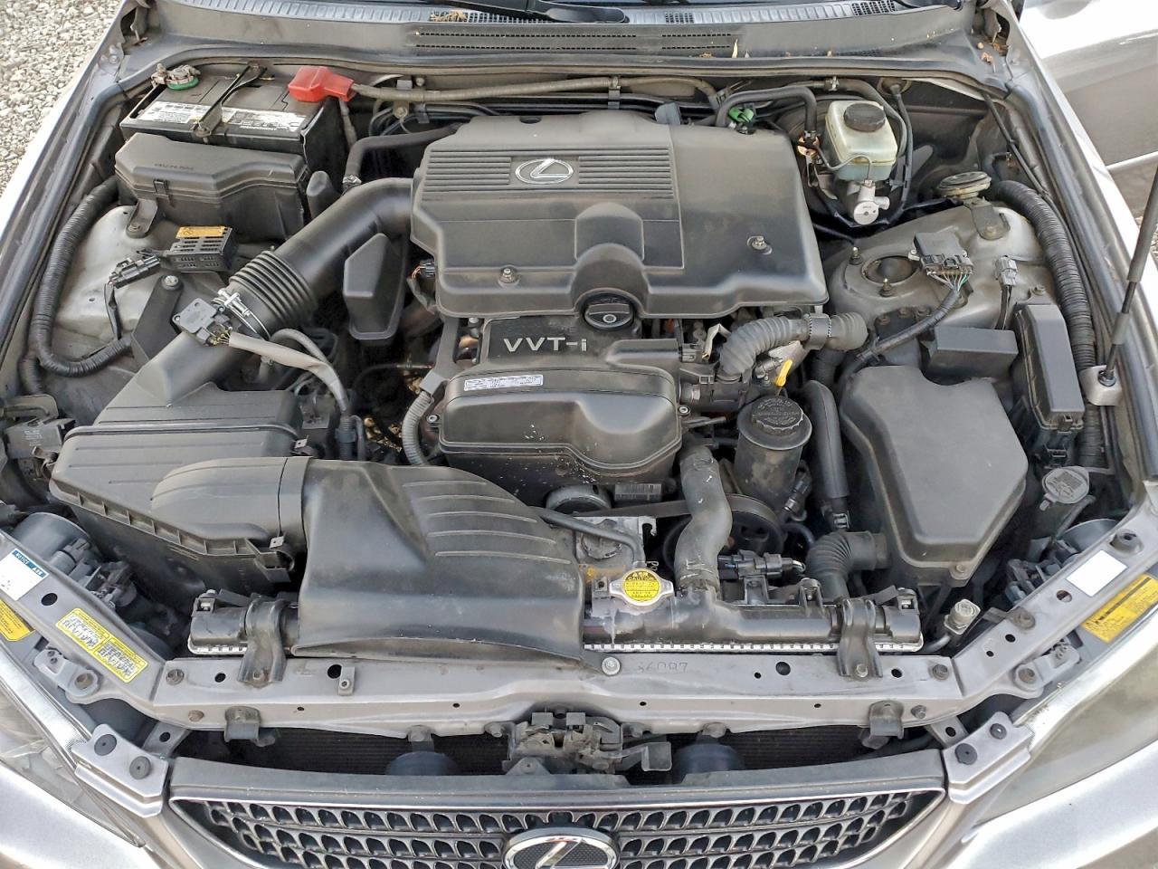 2004 LEXUS IS 300