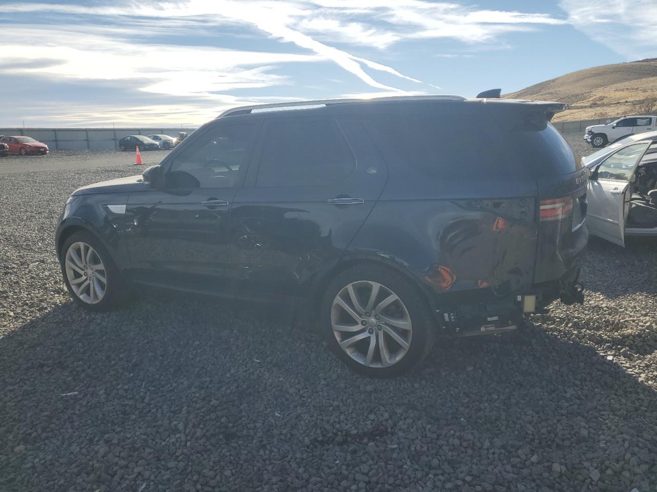 2018 LAND ROVER Discovery