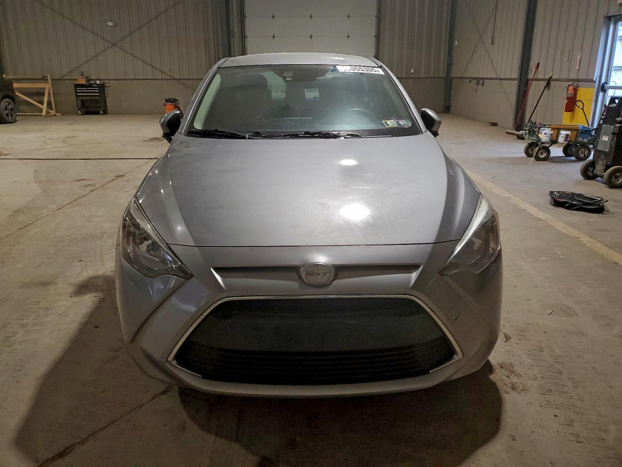 2016 TOYOTA SCION