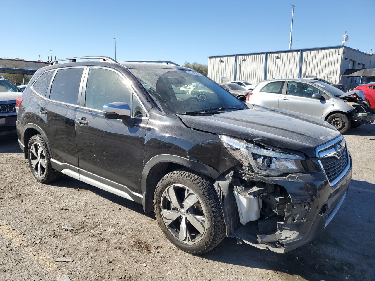 2020 SUBARU FORESTER