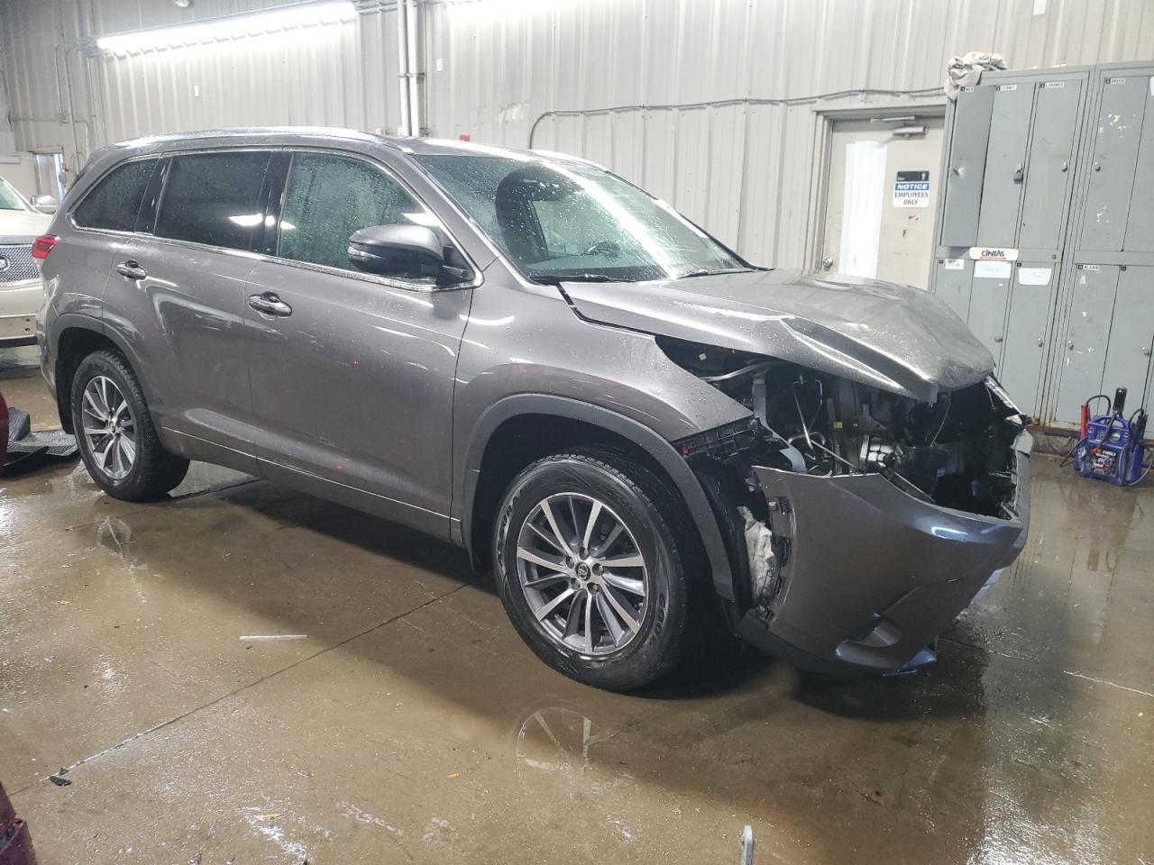2018 TOYOTA HIGHLANDER