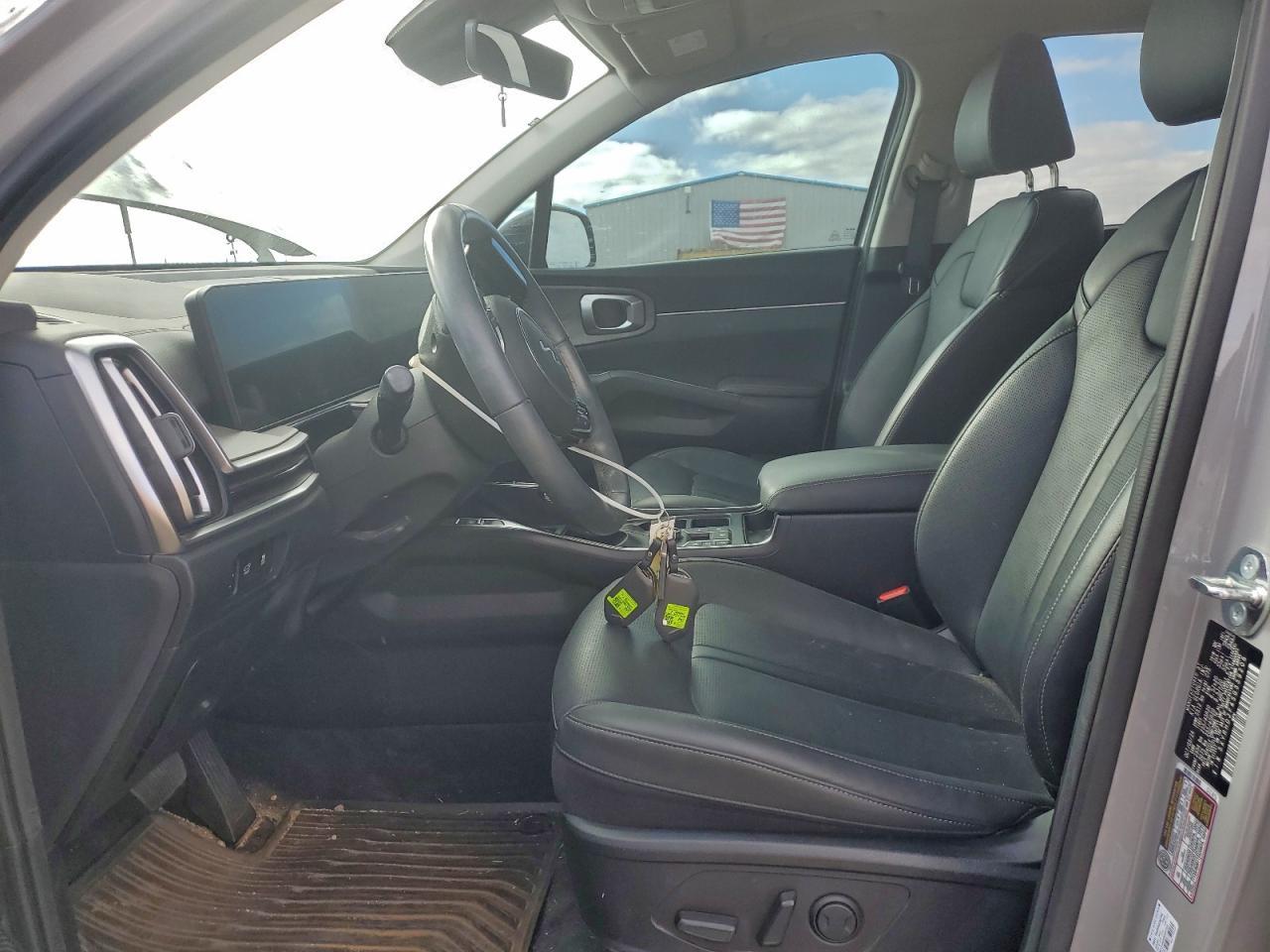 2025 KIA SORENTO