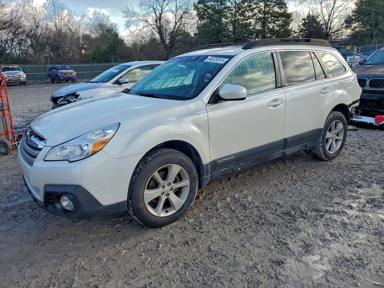 2013 SUBARU Outback