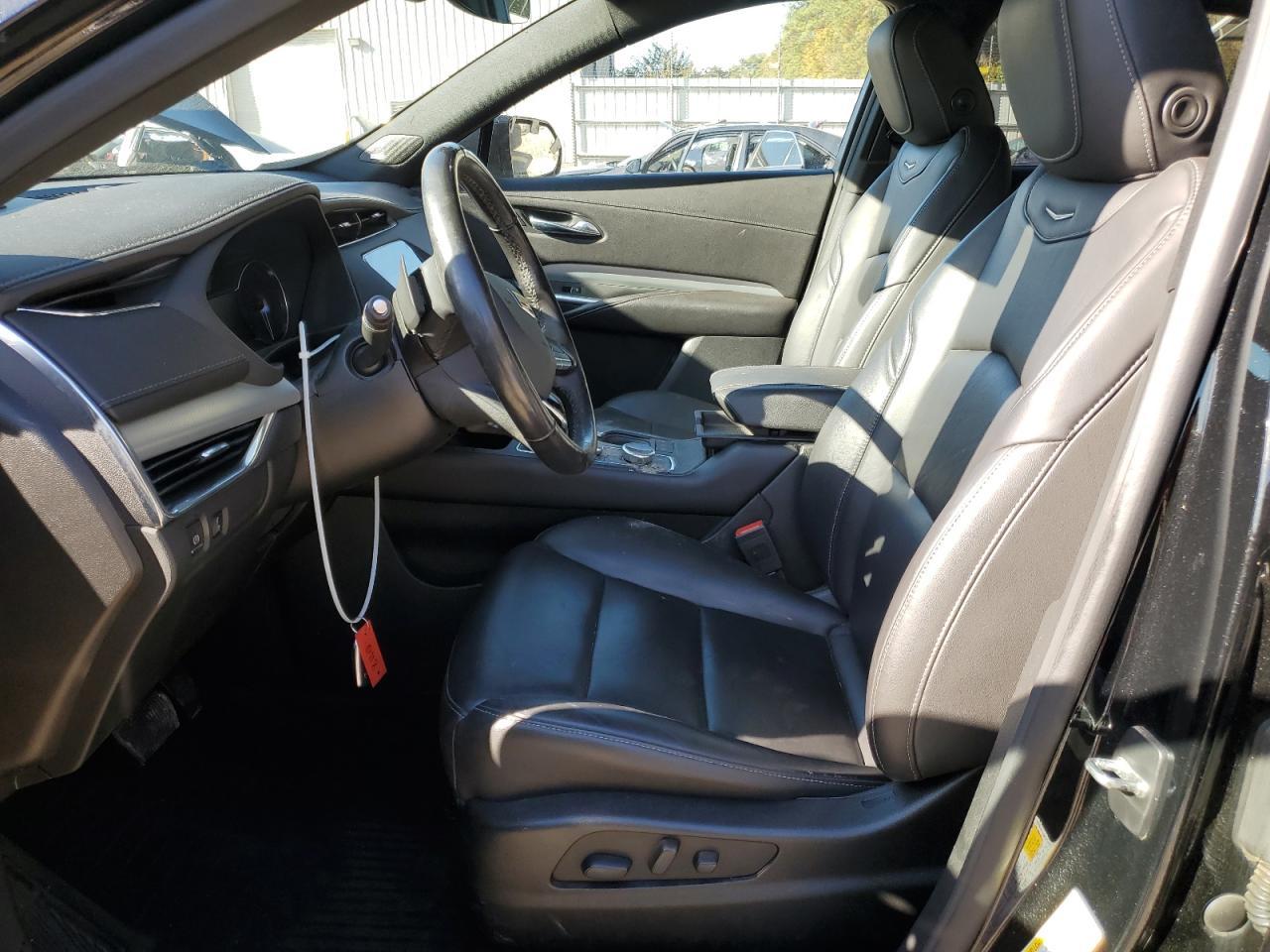 2020 CADILLAC XT4