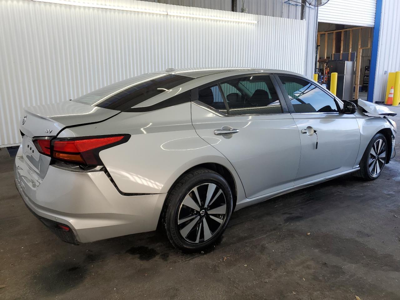 2021 NISSAN ALTIMA