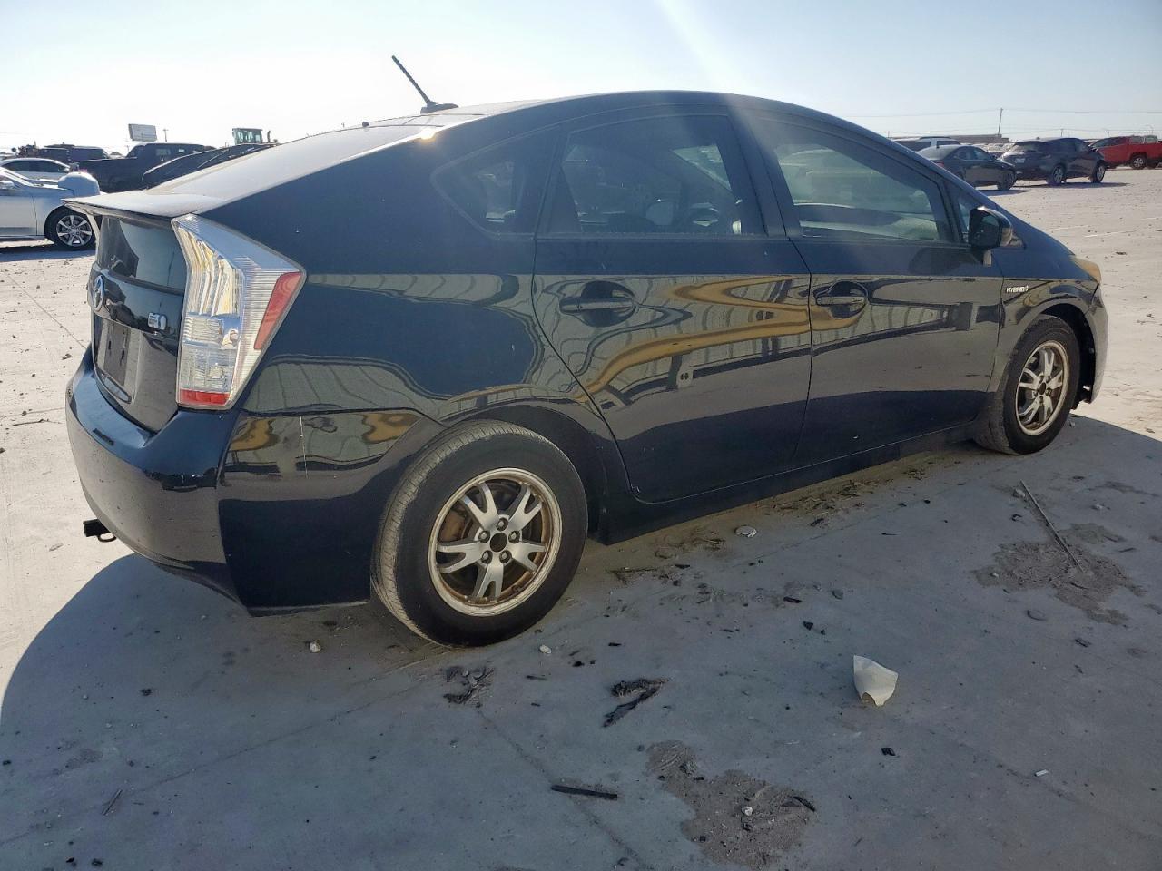 2011 TOYOTA PRIUS