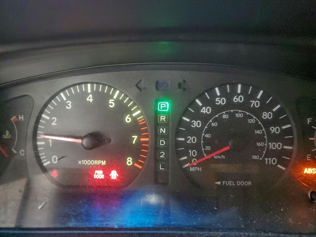2000 TOYOTA SIENNA