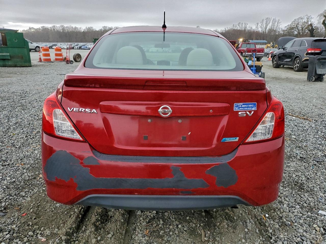 2015 NISSAN VERSA