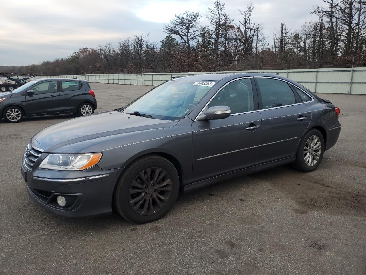 2011 HYUNDAI Azera