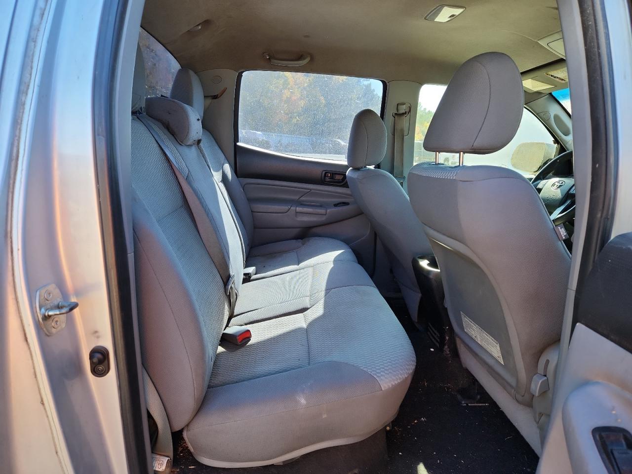 2012 TOYOTA TACOMA