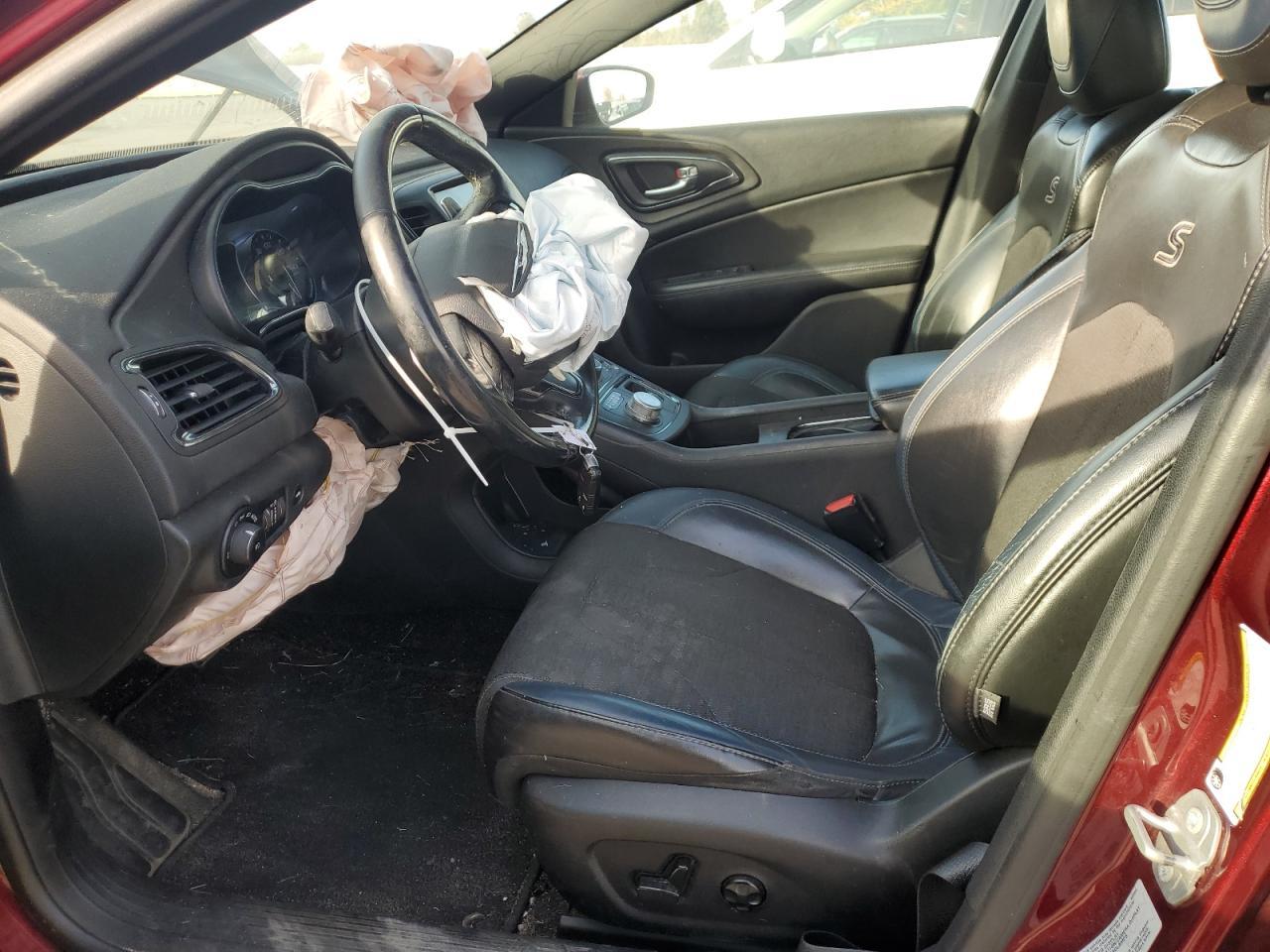 2016 CHRYSLER 200