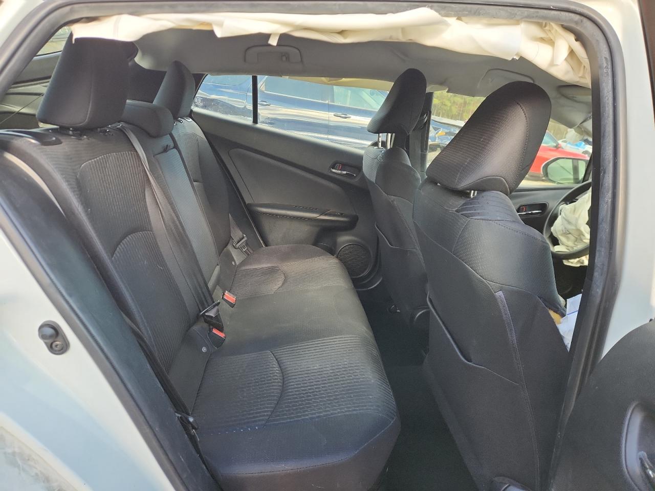 2017 TOYOTA PRIUS