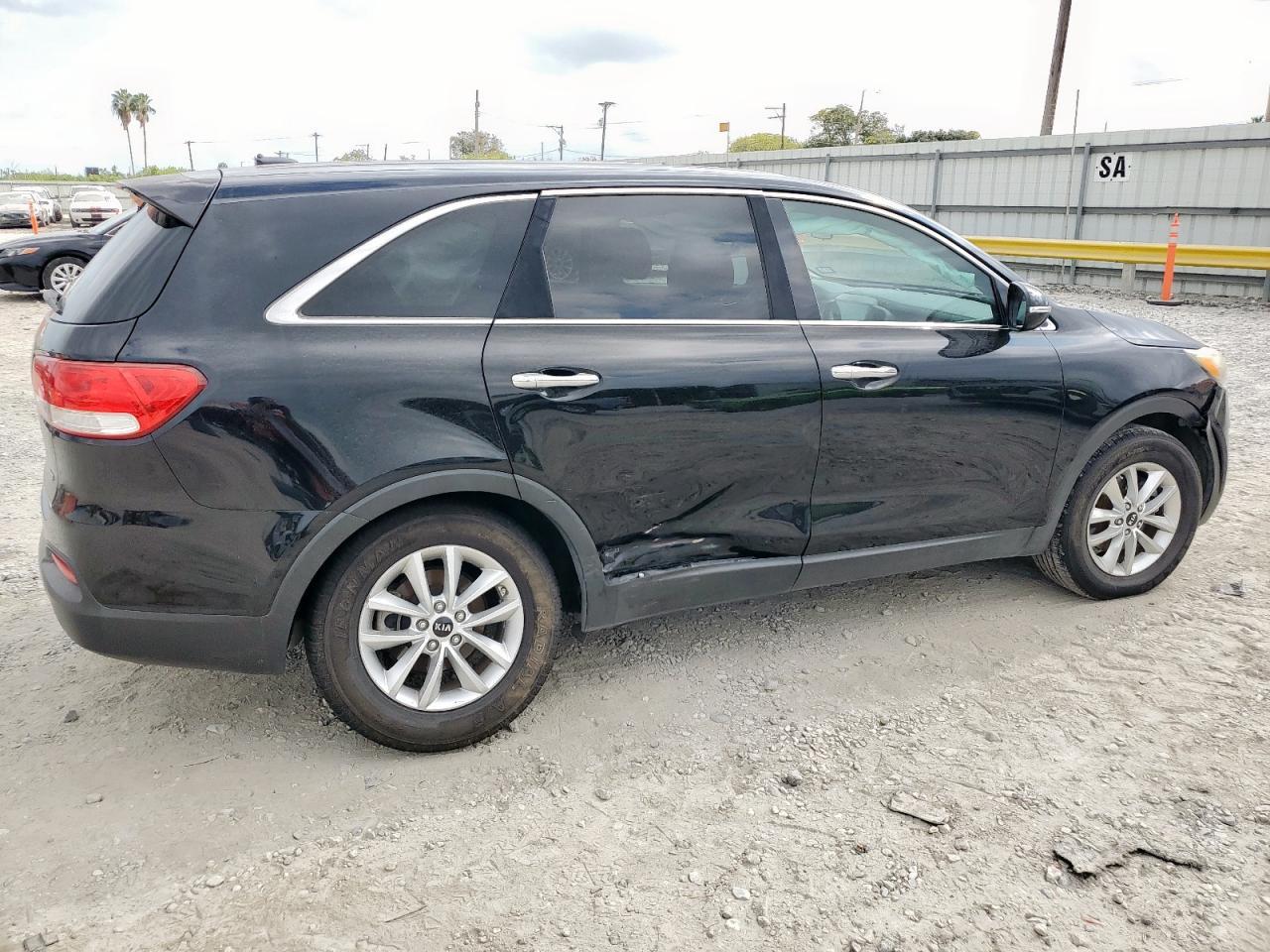 2016 KIA SORENTO