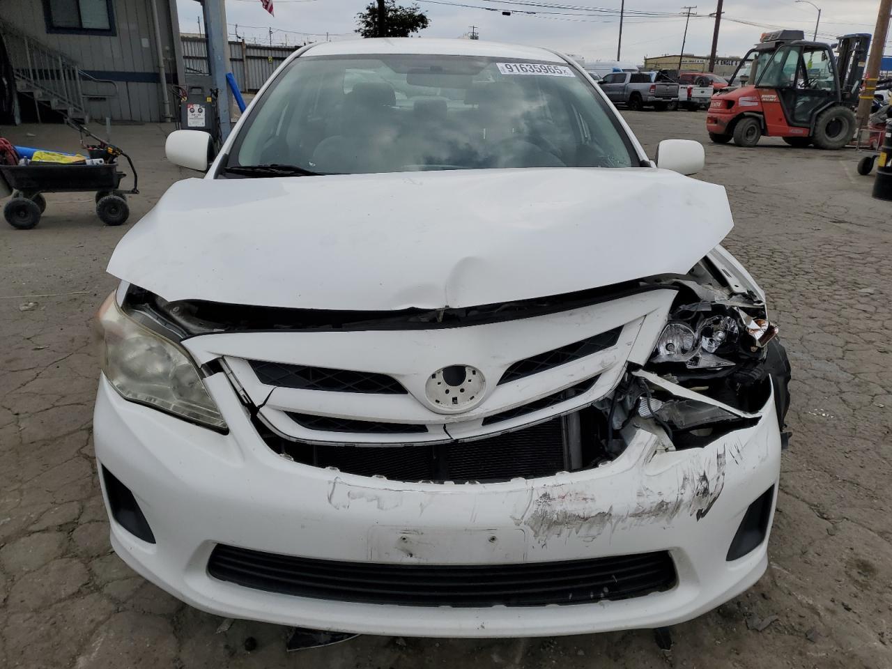 2011 TOYOTA COROLLA