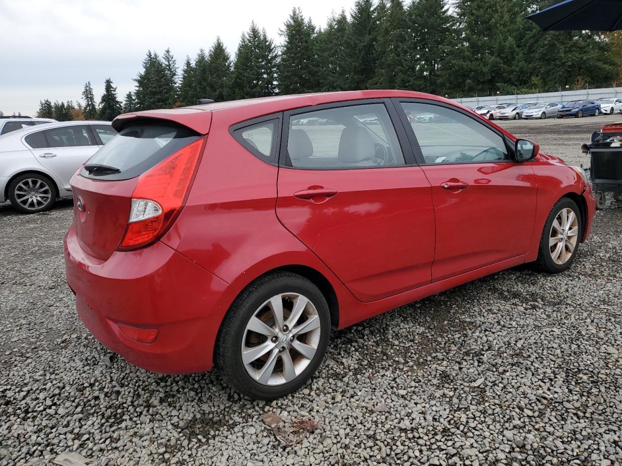 2012 HYUNDAI ACCENT
