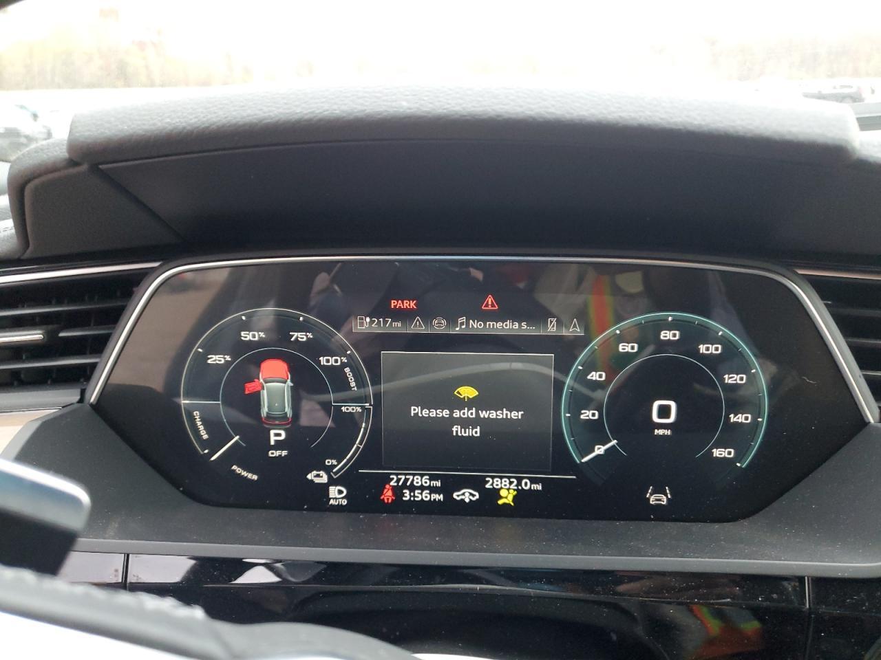 2024 AUDI Q8