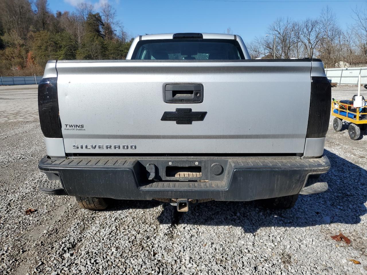 2018 CHEVROLET Silverado