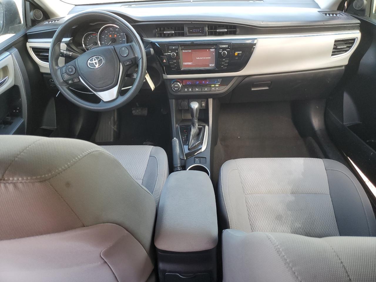 2015 TOYOTA COROLLA