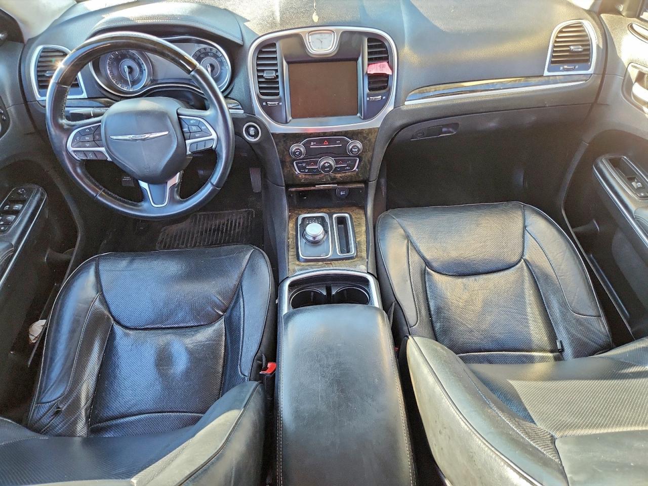 2016 CHRYSLER 300