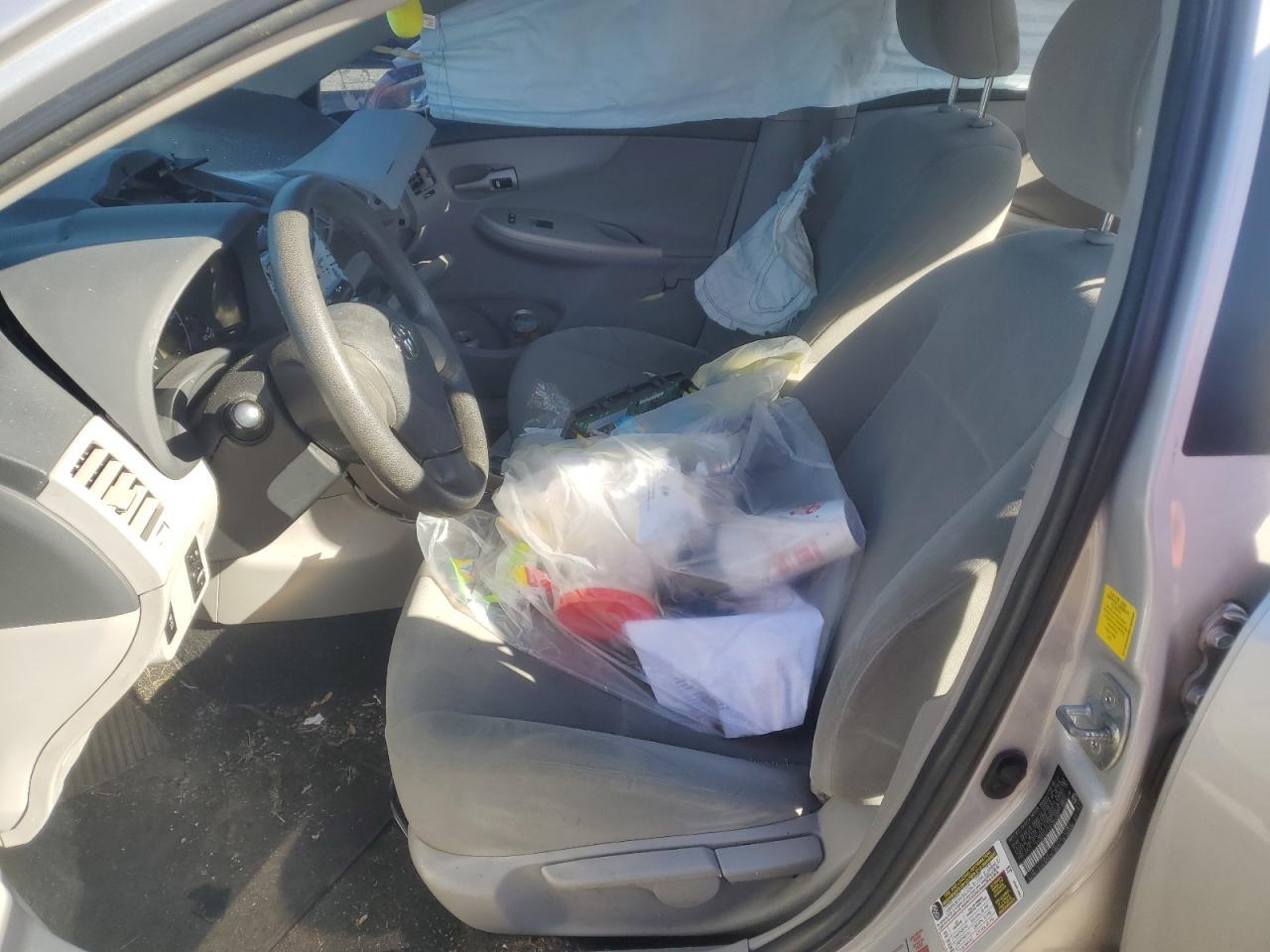 2011 TOYOTA COROLLA
