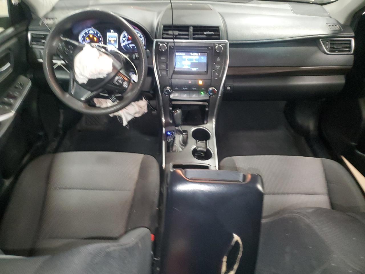 2016 TOYOTA CAMRY