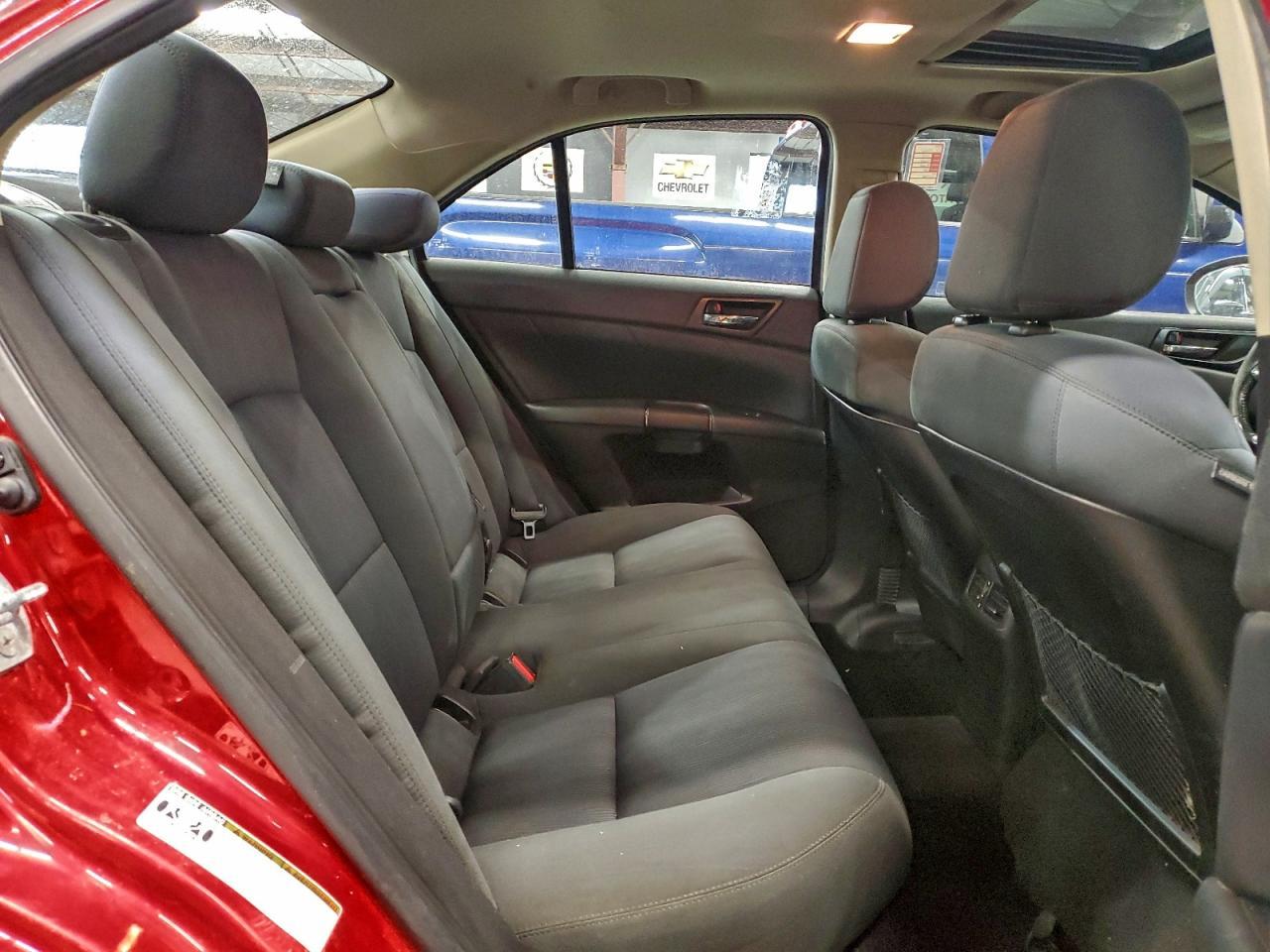 2012 SUZUKI Kizashi