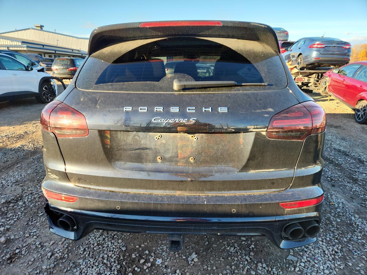 2016 PORSCHE CAYENNE
