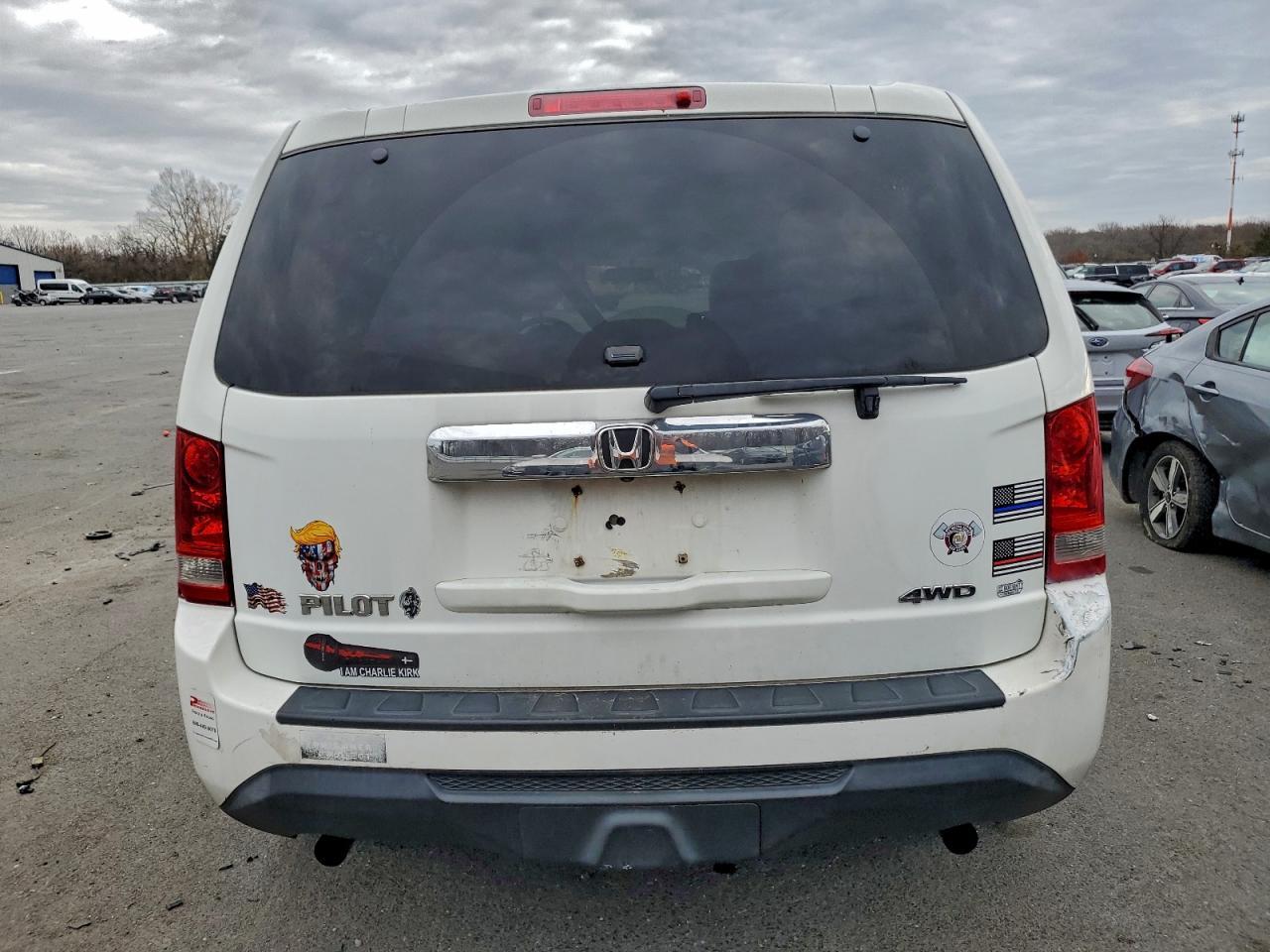 2015 HONDA PILOT