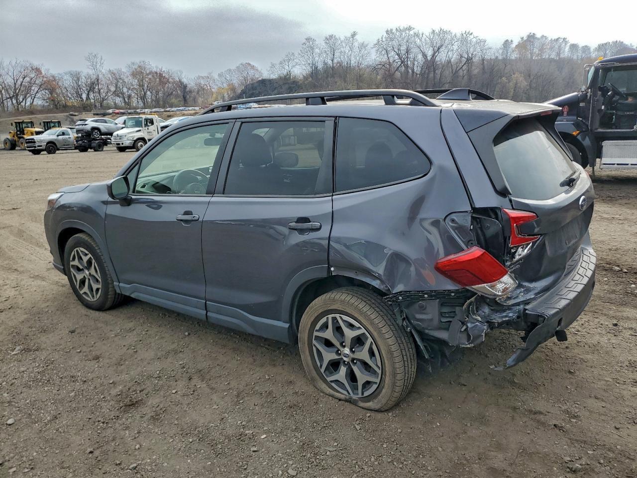 2024 SUBARU FORESTER