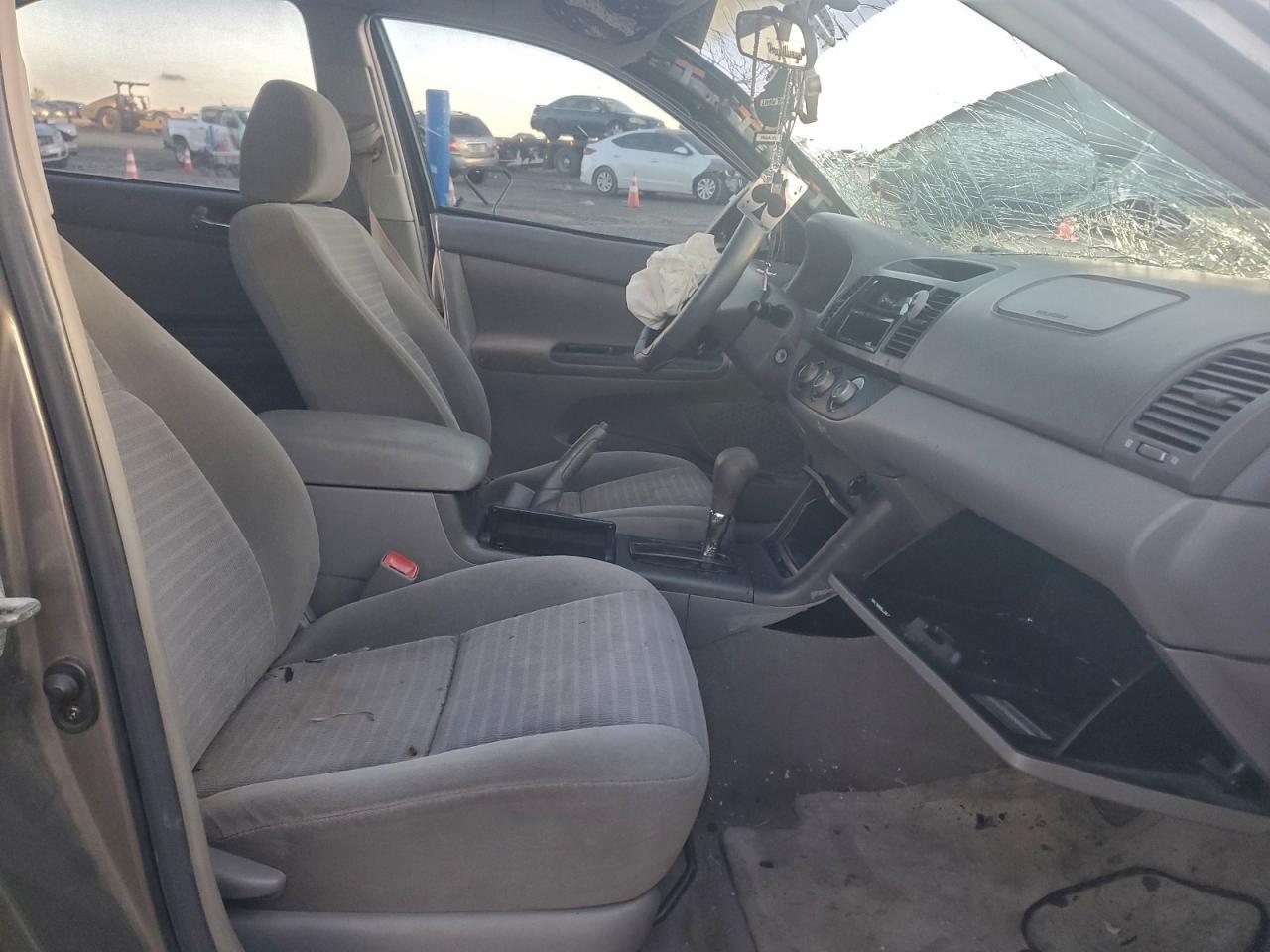 2005 TOYOTA CAMRY