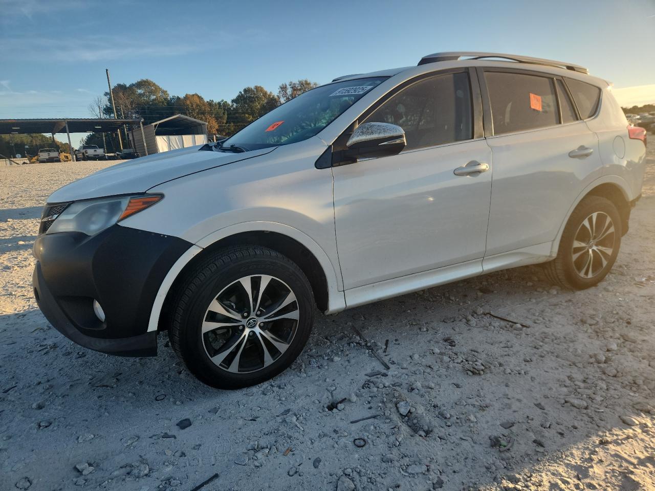 2015 TOYOTA RAV4