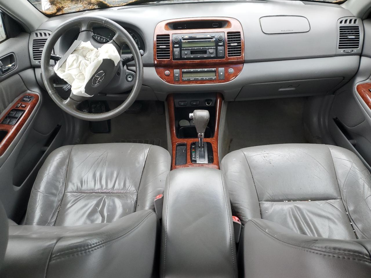 2004 TOYOTA CAMRY